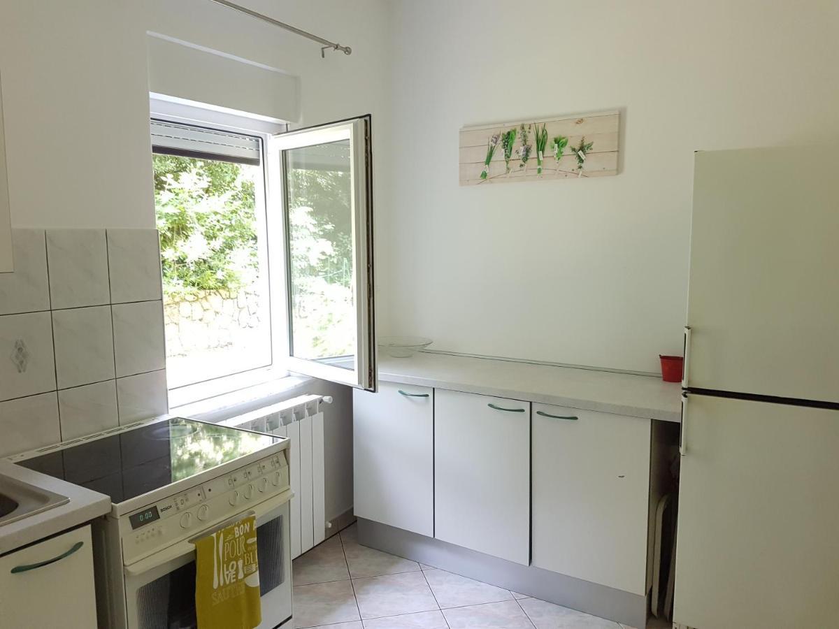 Apartment Garden & Sea Волоско Экстерьер фото