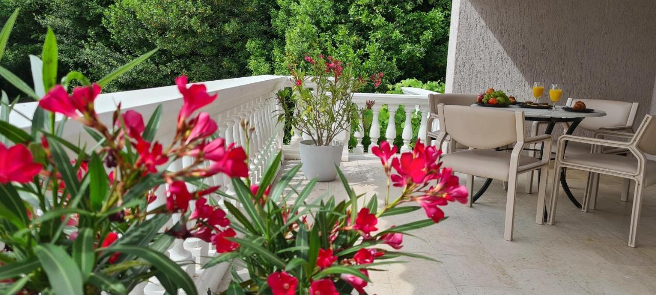 Apartment Garden & Sea Волоско Экстерьер фото